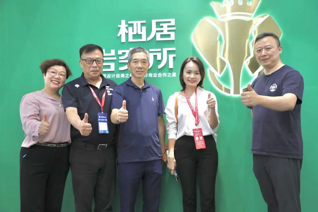 實力綻放 巖領(lǐng)未來 | 德利豐X2022廣州建博會圓滿收官！(圖3)