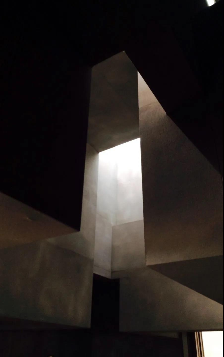 DELFONE新品 | 鈦金巖板2.0炫世登場，演繹時尚“鈦”度(圖5)