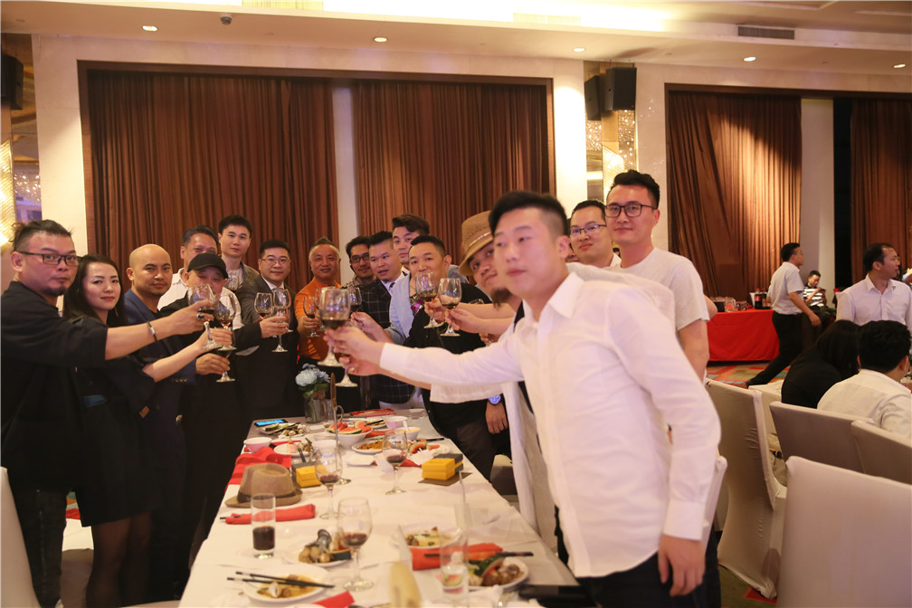 重磅！一場(chǎng)轟動(dòng)華人設(shè)計(jì)圈的大咖盛宴，震撼來(圖10)