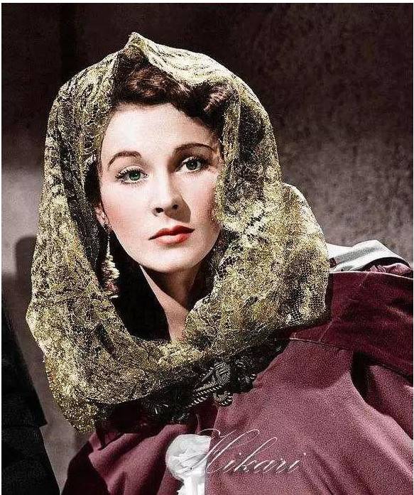 新品鑒賞｜翡麗灰—留住一室剎那芳華，笑陪一(圖1)