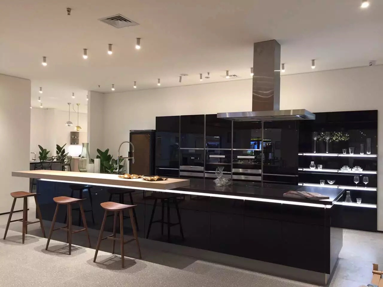 走在潮流前端，SCAVOLINI、KEYE門店都在用它！(圖1)